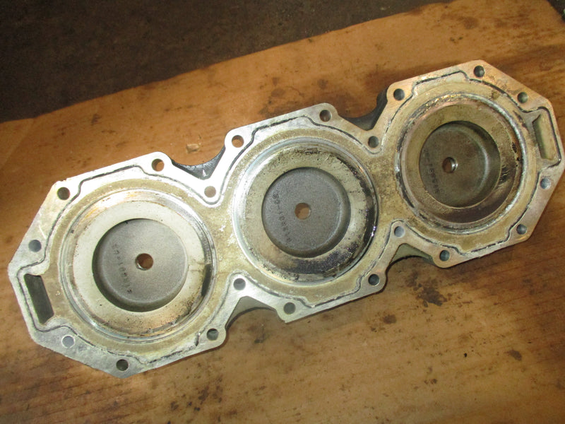 Mercury 225hp carbureted Offshore 2 stroke outboard cylinder head (812851-C2)