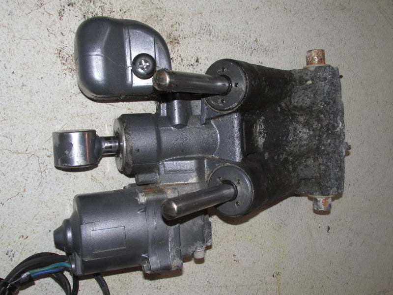 Yamaha 130hp 2 Stroke Outboard Tilt Trim Unit (6G5-05)