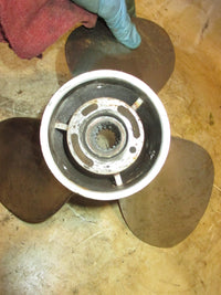 Load image into Gallery viewer, Suzuki DF 90-140 hp outboard Stainless propeller 14 x 18
