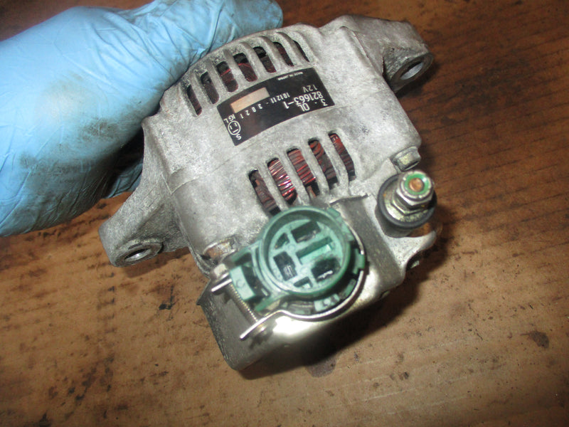 Mercury 225hp carbureted Offshore 2 stroke outboard alternator (821663-1)