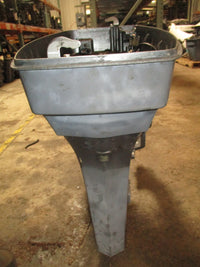 Load image into Gallery viewer, Nissan 140hp 2 stroke outboard 20" mid section
