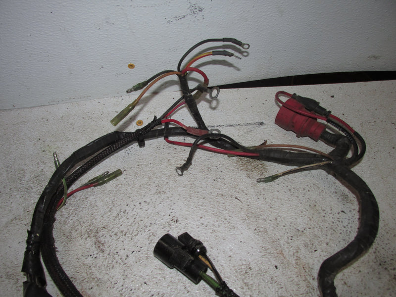 Johnson 150hp 60 Degree 2 Stroke Outboard Engine wiring harness (584736)