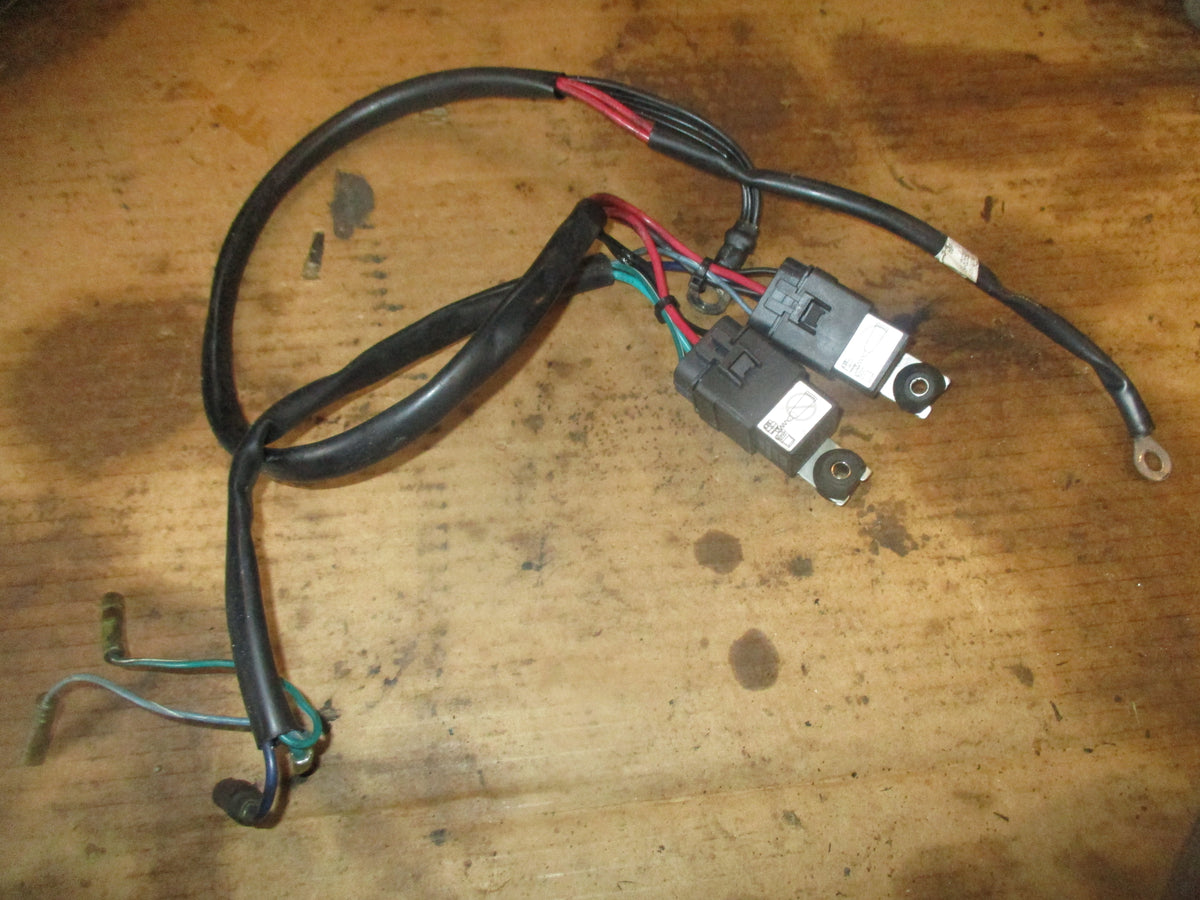 Mercury 225hp carbureted Offshore 2 stroke outboard trim relays and harness