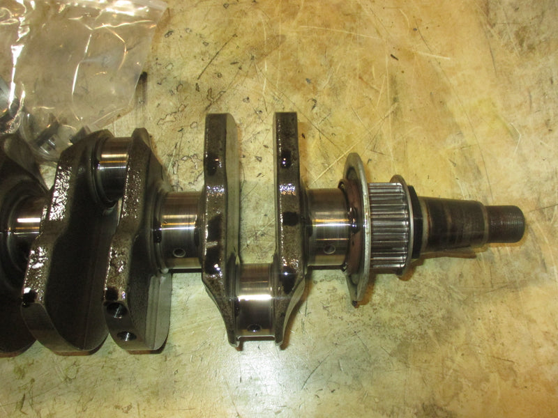 Yamaha 115hp 4 stroke outboard Crankshaft (68V-11411-00-00)