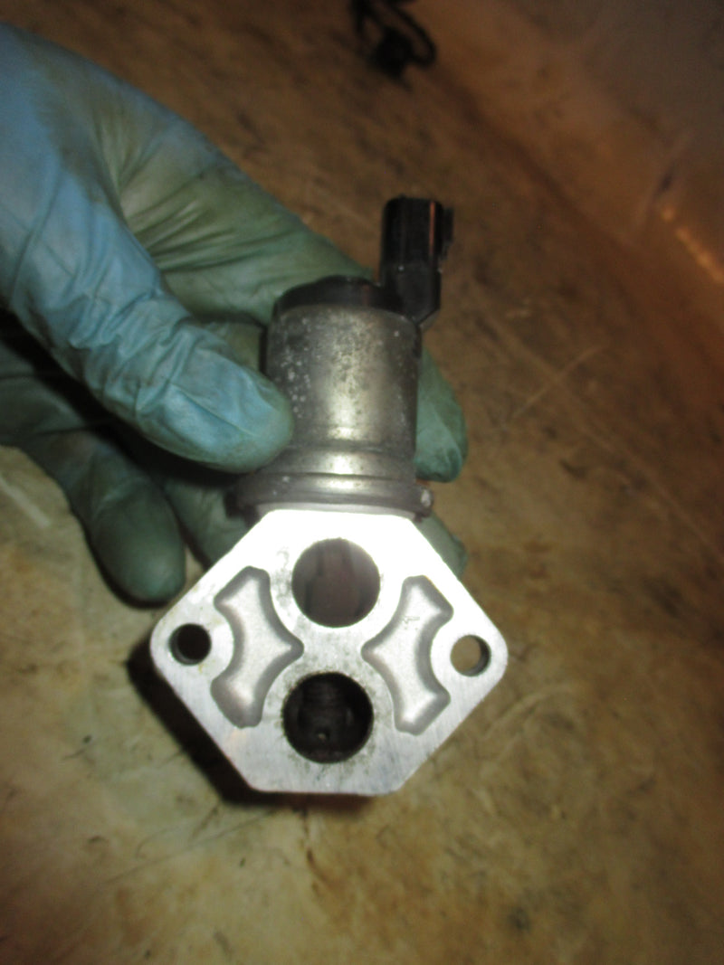 Suzuki DF115 115hp outboard IAC Valve 18137-77E00