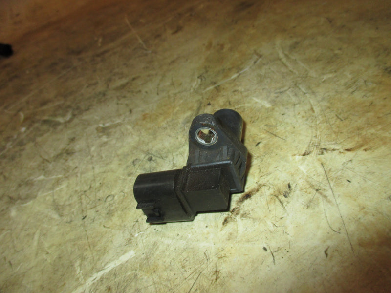 Suzuki DF115 115hp outboard Cam position sensor 33220-76G02
