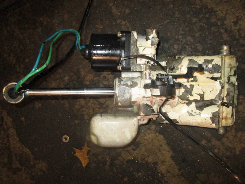 Evinrude Ficht 150hp 2 stroke outboard tilt trim unit