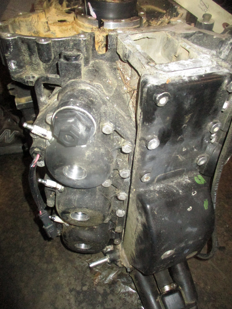 Evinrude Ficht 150hp 2 stroke outboard crankcase powerhead