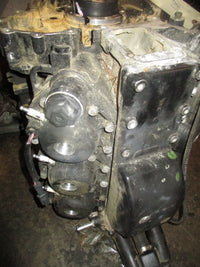 Load image into Gallery viewer, Evinrude Ficht 150hp 2 stroke outboard crankcase powerhead
