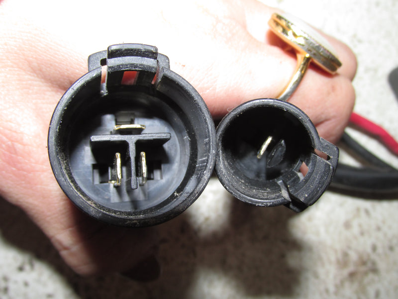 Yamaha 115hp 2 Stroke Outboard Rectifier Regulator (6G5-81960-A0-00)