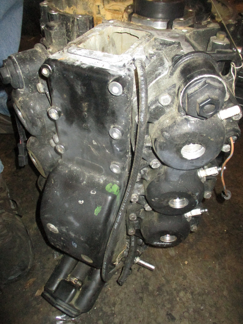 Evinrude Ficht 150hp 2 stroke outboard crankcase powerhead