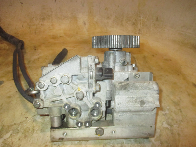 Yamaha 200hp HPDI 2 Stroke Outboard Fuel Injection Pump (68F-13910-00)