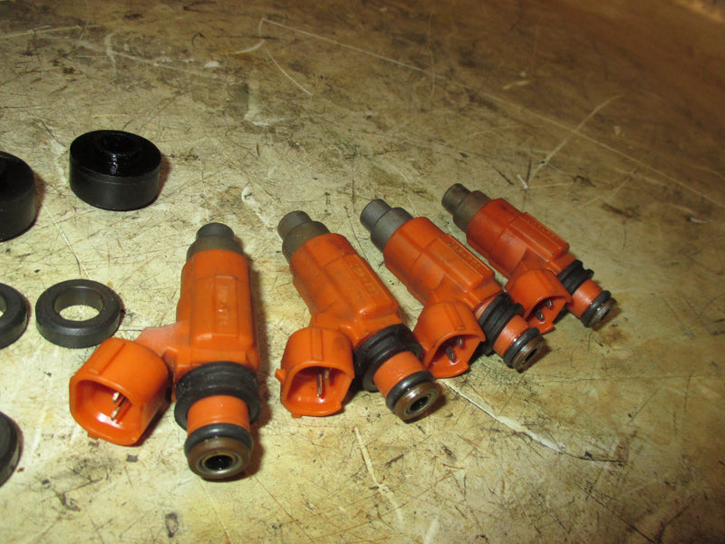 Suzuki DF115 115hp outboard Fuel Injector Set 15710-65D00