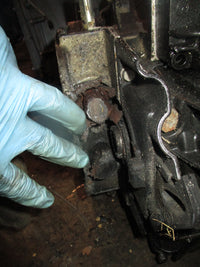 Load image into Gallery viewer, Evinrude Ficht 150hp 2 stroke outboard crankcase powerhead
