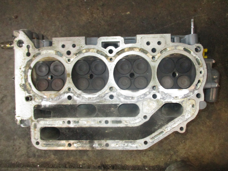 Suzuki DF90 outboard cylinder head