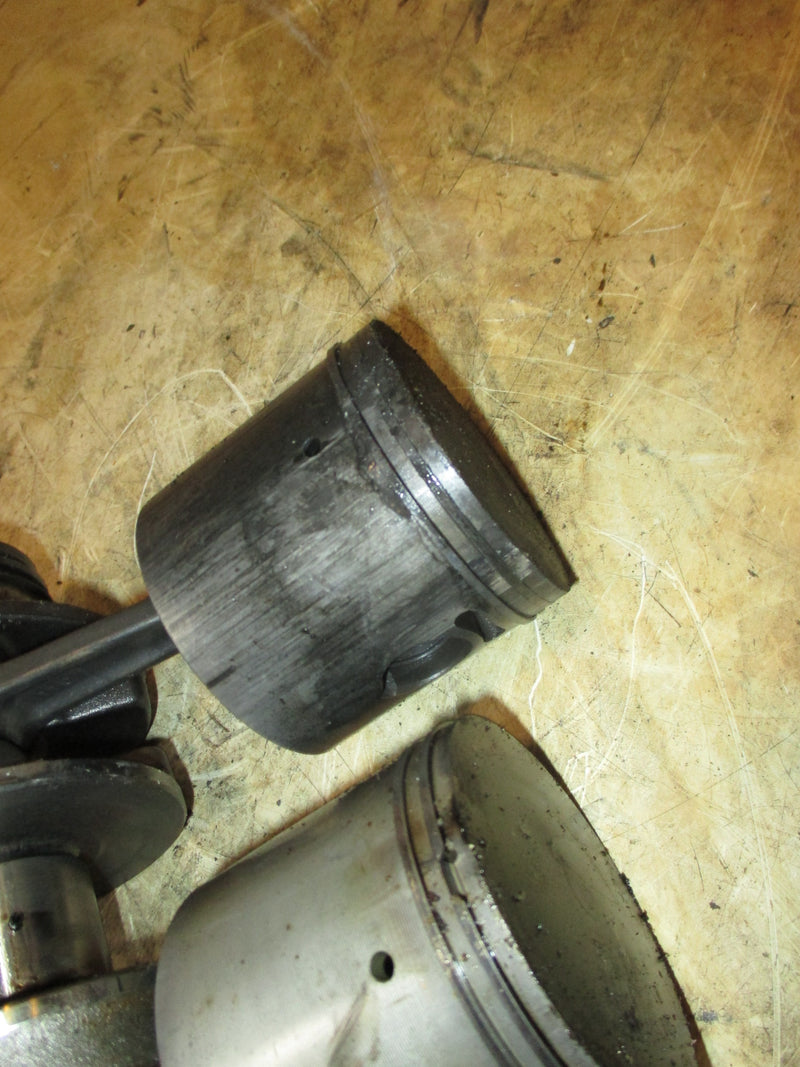 Evinrude Etec 25hp 2 stroke outboard crankshaft (5008299)