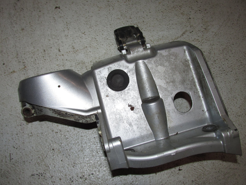 Honda BF60D 60hp Outboard Front cover/Cowling latch (40154-ZZ3-000ZA)