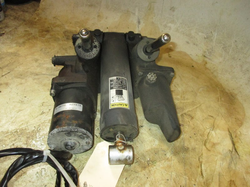 Mercury Verado 200hp outboard Tilt Trim Unit