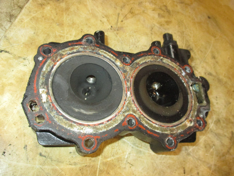 Evinrude Etec 25hp 2 stroke outboard cylinder head (353067)