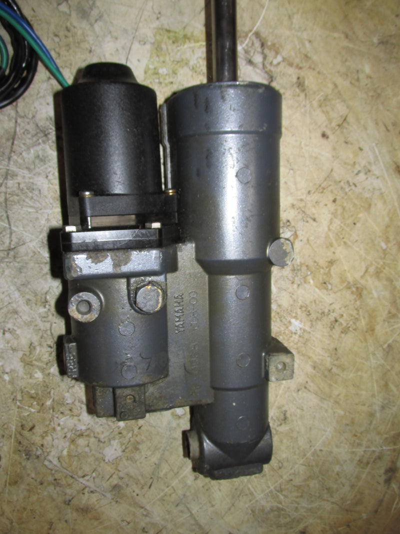 Yamaha 90hp 4 Stroke Outboard Tilt Trim Unit (6D8-00) (Parts Only)