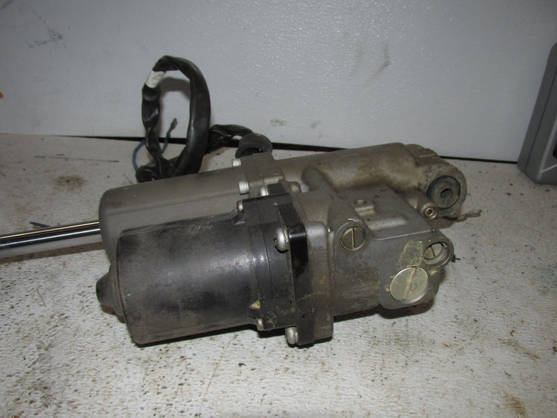 Honda BF60D 60hp Outboard Tilt trim unit (56000-ZZ3-033)