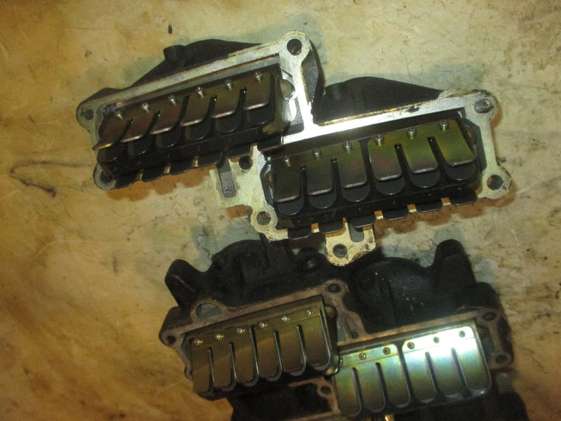 Evinrude 200hp Ocean Pro 2 Stroke Outboard Intake Manifold and Reeds (332264)