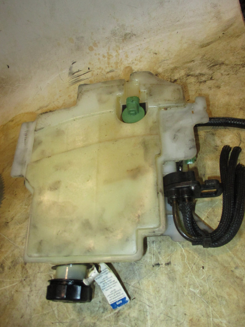 Evinrude Etec 25hp 2 stroke outboard oil tank and pump (5008994)
