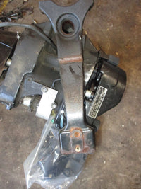 Load image into Gallery viewer, Suzuki DF90 outboard 25 inch swivel bracket
