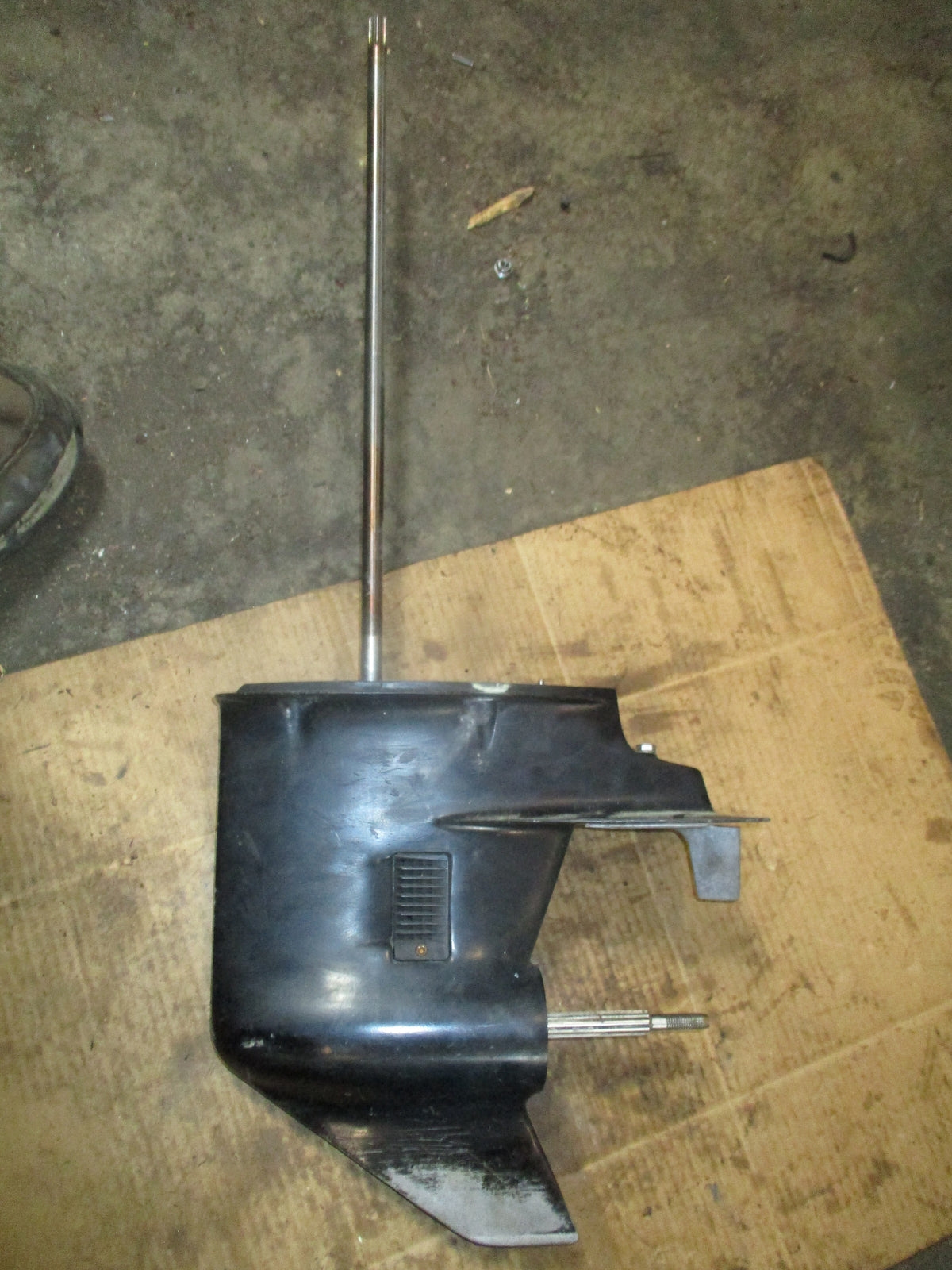 Mercury 25hp 2 stroke outboard 20" lower unit