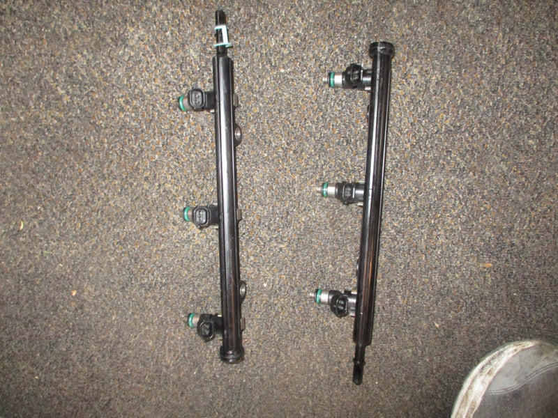 Yamaha 4.2L 300hp 4 stroke outboard fuel rail and injector set