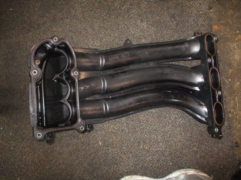 Yamaha 4.2L 300hp 4 stroke outboard intake manifold (6CE-13641-00-00)