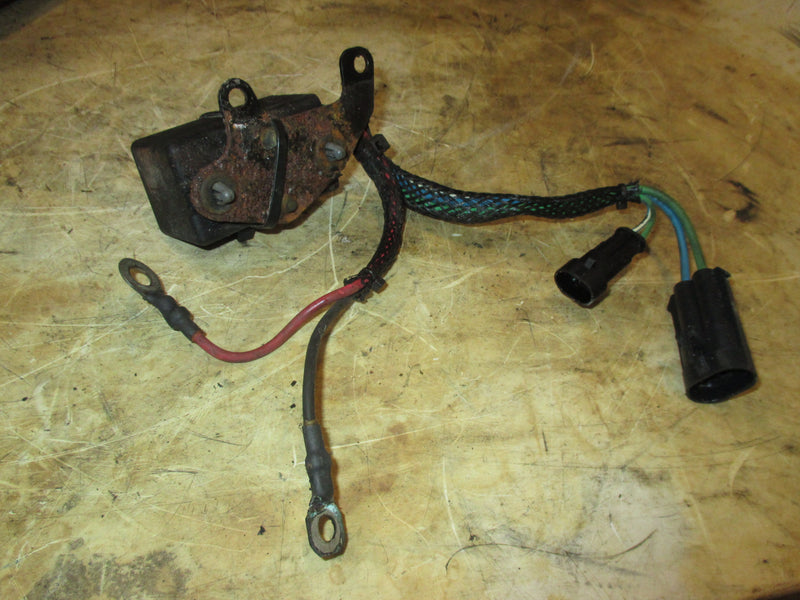 Evinrude Etec 25hp 2 stroke outboard tilt trim relay (586767)