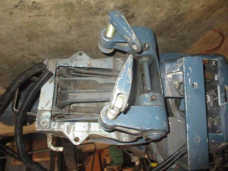 Evinrude 15hp outboard 15" mid section
