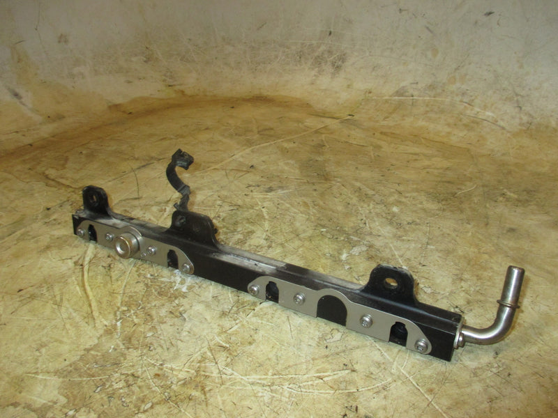 Mercury Verado 200hp outboard Fuel Rail (896503A01)