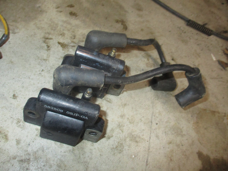 Evinrude 15hp outboard ignition coil set (582508)