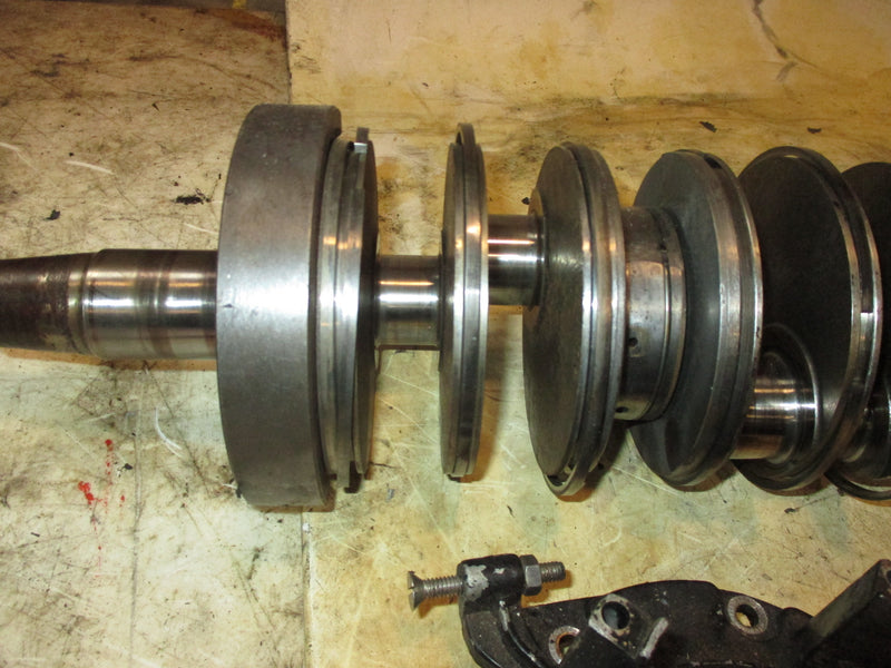 Evinrude 225hp 2 stroke outboard crankshaft 330906