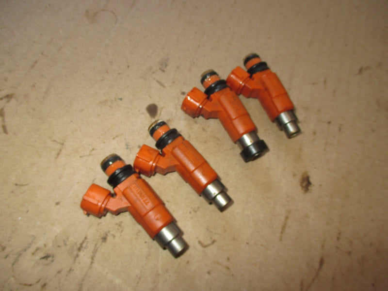 Suzuki DF90 outboard fuel injector set (15710-65D00)