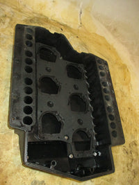 Load image into Gallery viewer, Evinrude 225hp 2 stroke outboard intake silencer cover (331223)
