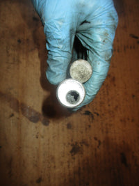 Load image into Gallery viewer, Suzuki DF90 outboard upper and lower trim pin (48321-90J00)(48121-90J00)
