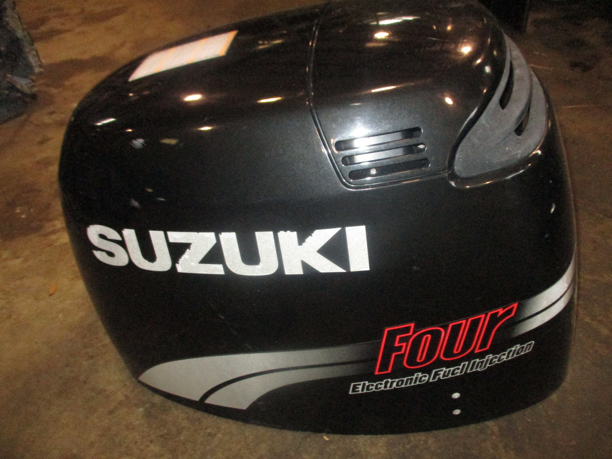Suzuki DF90 outboard top cowling