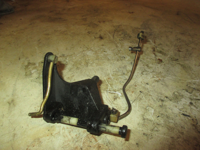 Evinrude 30hp 2 Stroke Outboard Throttle Bracket (396154)