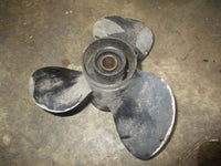 Load image into Gallery viewer, Evinrude 9.9 outboard aluminum prop (778773) 9.25 x 11
