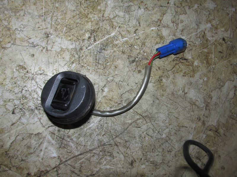 Yamaha 90hp 4 Stroke Outboard Tilt Trim Switch (63D-82563-10-00)