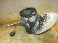 Load image into Gallery viewer, Evinrude Ficht 135hp 2 Stroke outboard Aluminum Propeller 14 1/2 X 19
