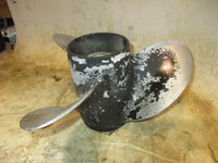 Load image into Gallery viewer, Evinrude Ficht 135hp 2 Stroke outboard Aluminum Propeller 14 1/2 X 19
