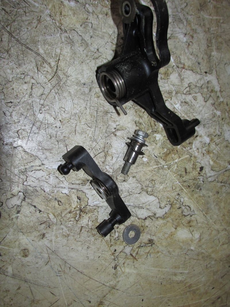 Yamaha 90hp 4 Stroke Outboard Throttle Bracket (6D8-42154-00-00)