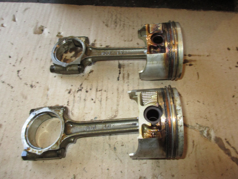 Suzuki DF90 outboard piston and rod set of 2 (12111-90J01)