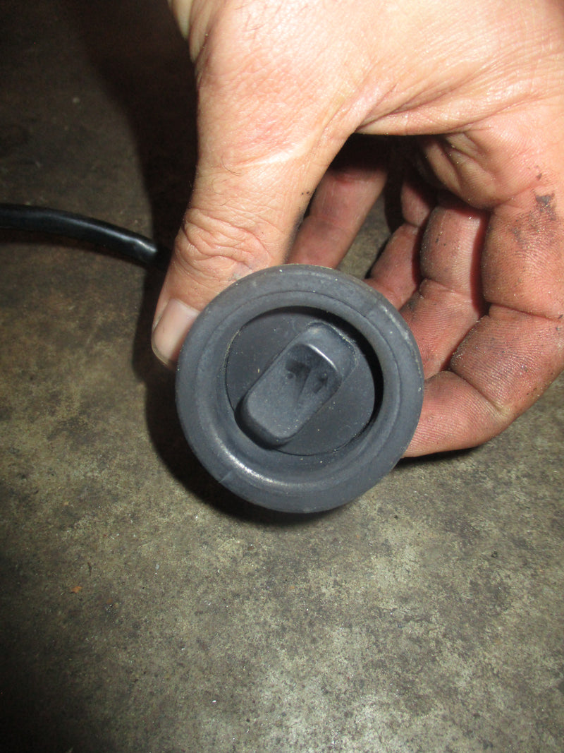 Suzuki DF115 outboard tilt trim switch (37850-99E04)