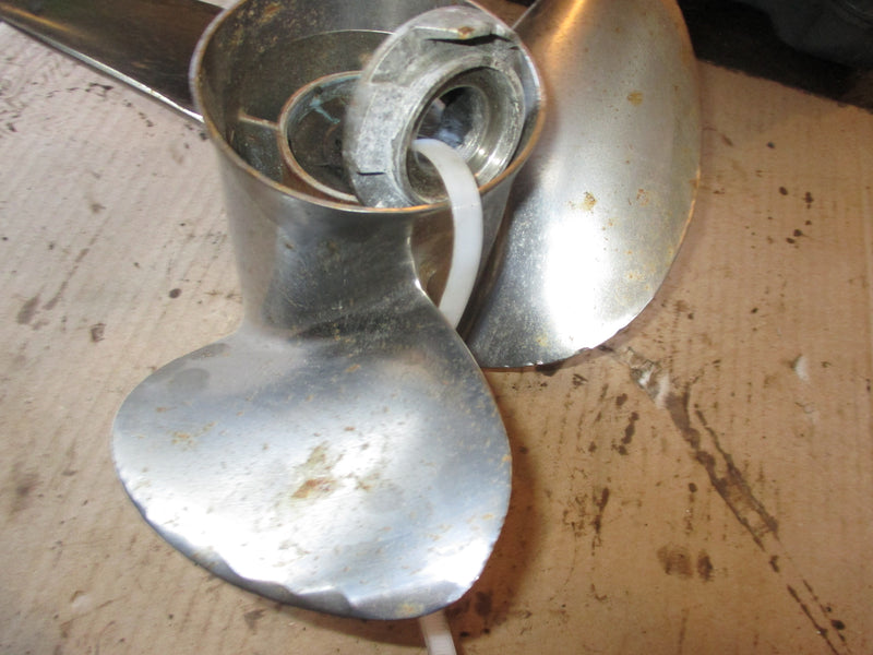 Suzuki DF90 outboard powertech propellor ss (LNR3R18PSF115)