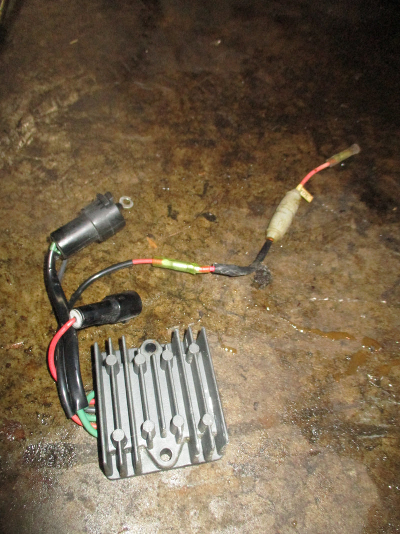 Yamaha 200hp 2 stroke outboard rectifier regulator (6R3-81960-10-00)